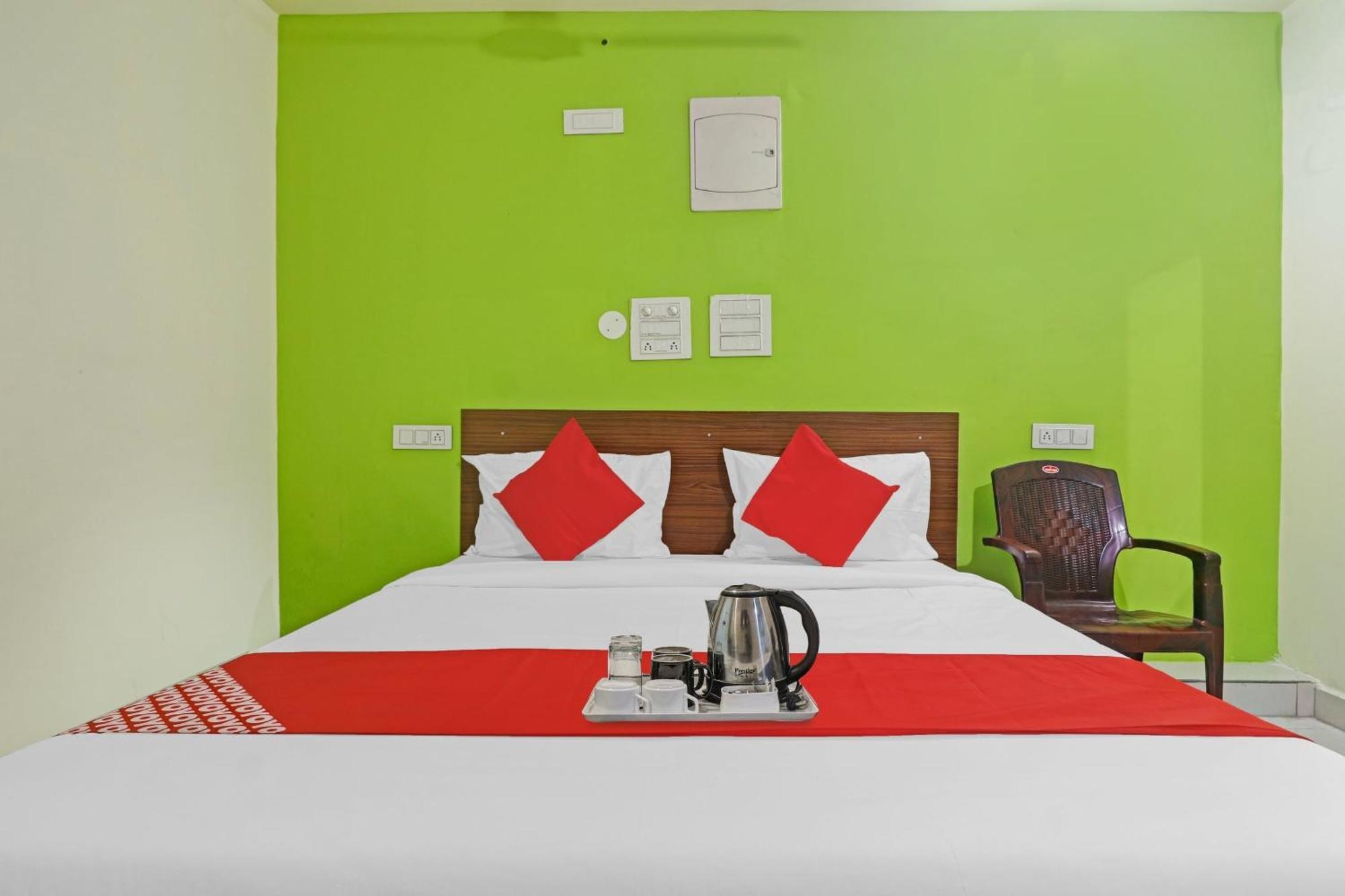 Super Hotel O Dk Reddy Square Haïdarabad Extérieur photo